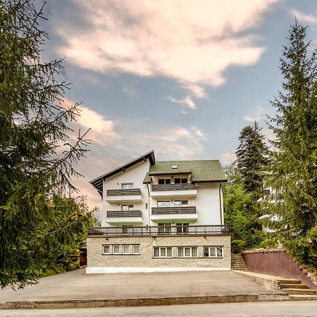 Dinvis Apartments Poiana Brasov Buitenkant foto