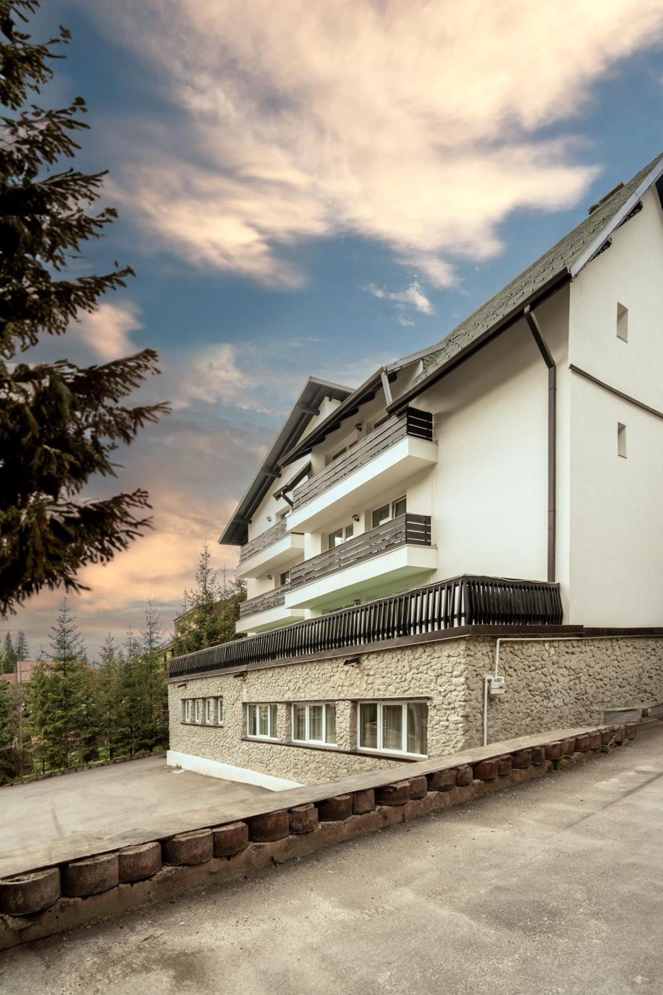 Dinvis Apartments Poiana Brasov Buitenkant foto