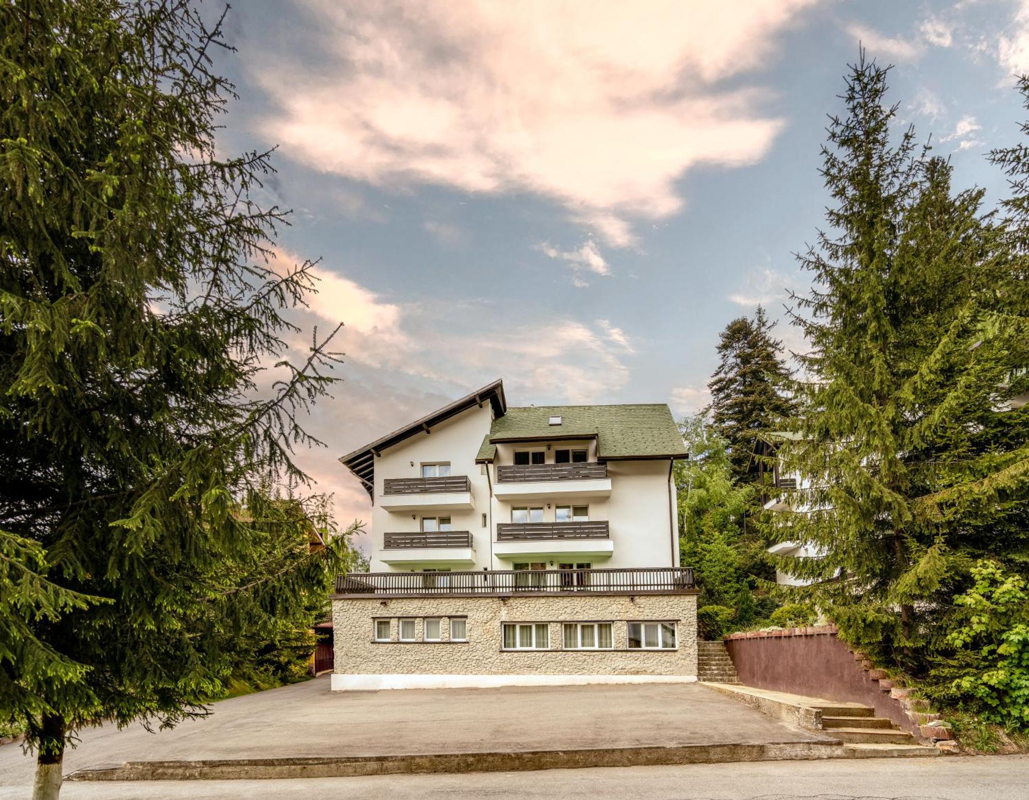 Dinvis Apartments Poiana Brasov Buitenkant foto
